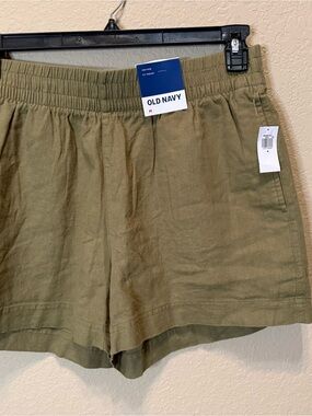 Old Navy High-Rise Olive Elastic-Waist Linen-Blend Shorts